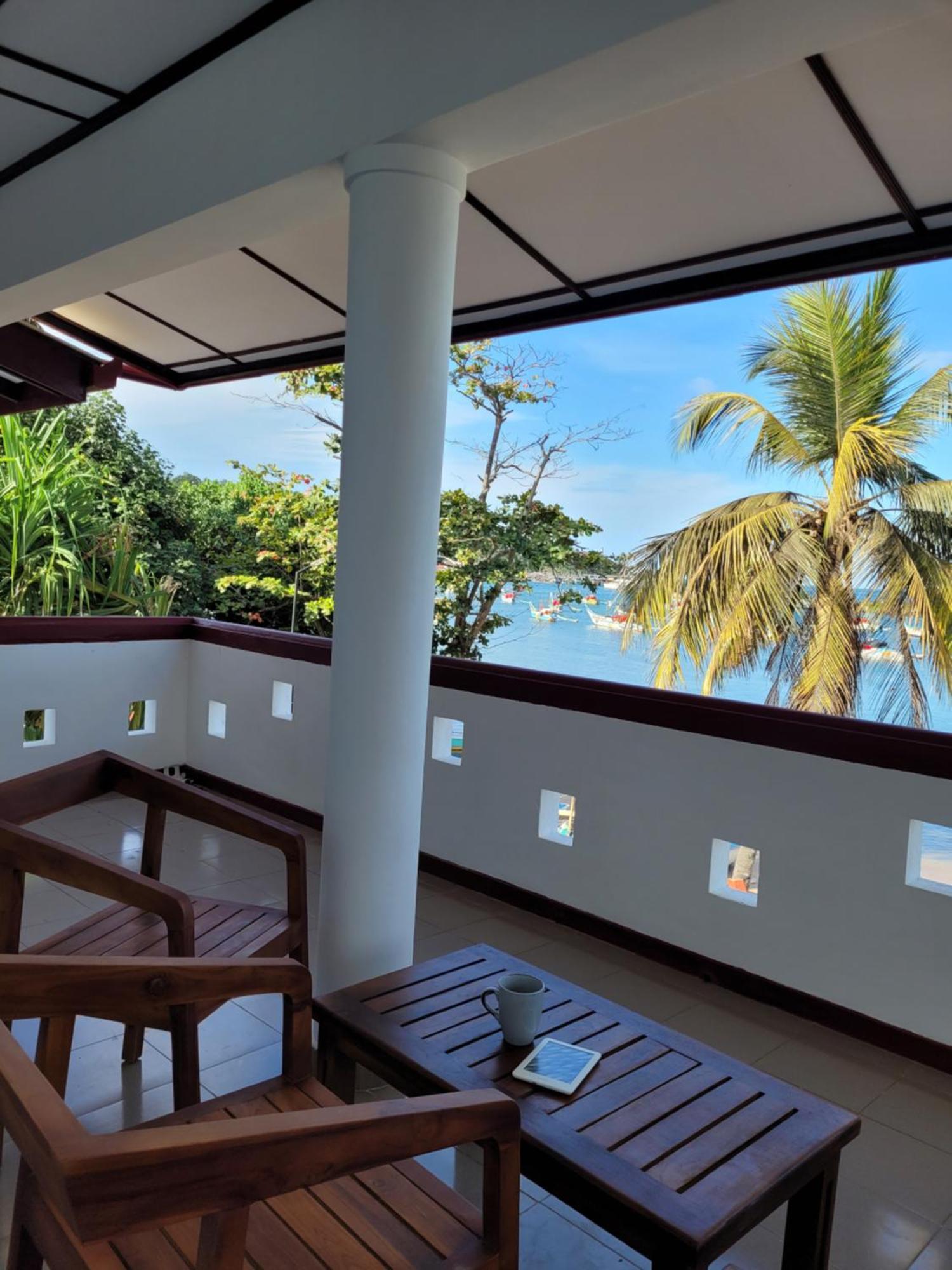 Sapphire Bay